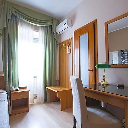 Adriano Hotel Turín