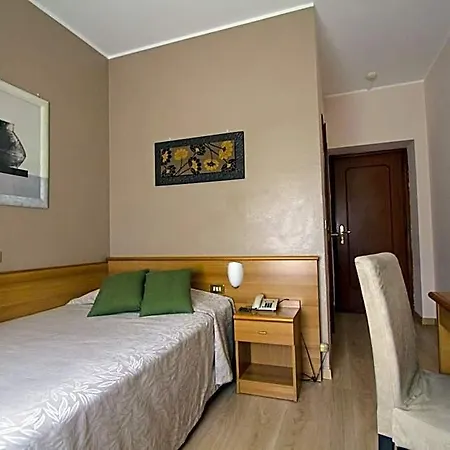 Adriano Hotel