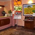 Hotel Adriano 3*