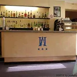ホテル Adriano 3*